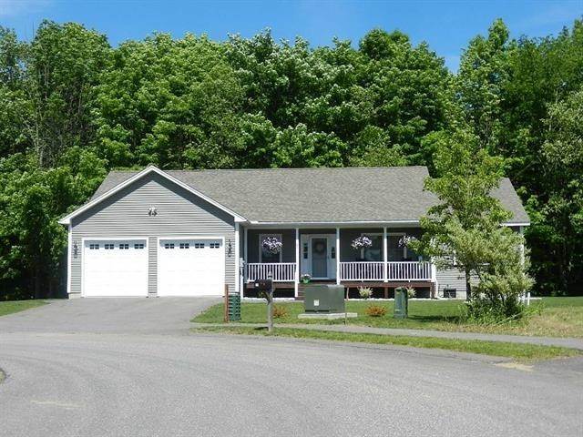 1. Single Family Homes for Sale at Danbury, NH 03230
