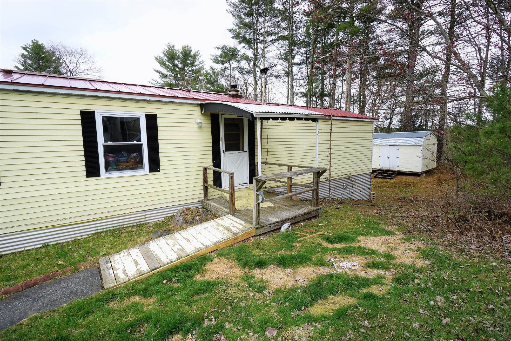 10. Mobile Homes for Sale at Lee, NH 03861