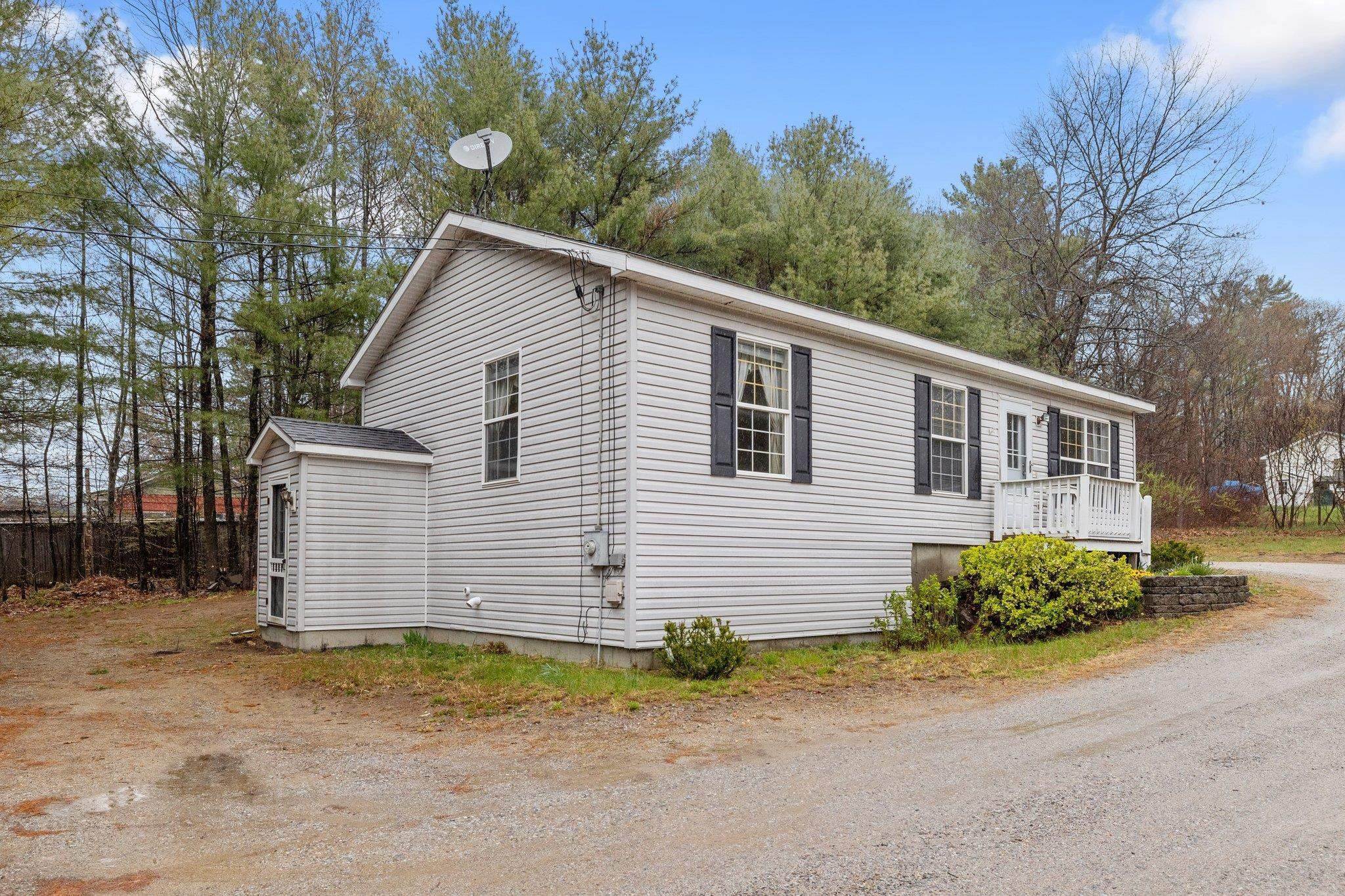 7. Single Family Homes for Sale at Franklin, NH 03235