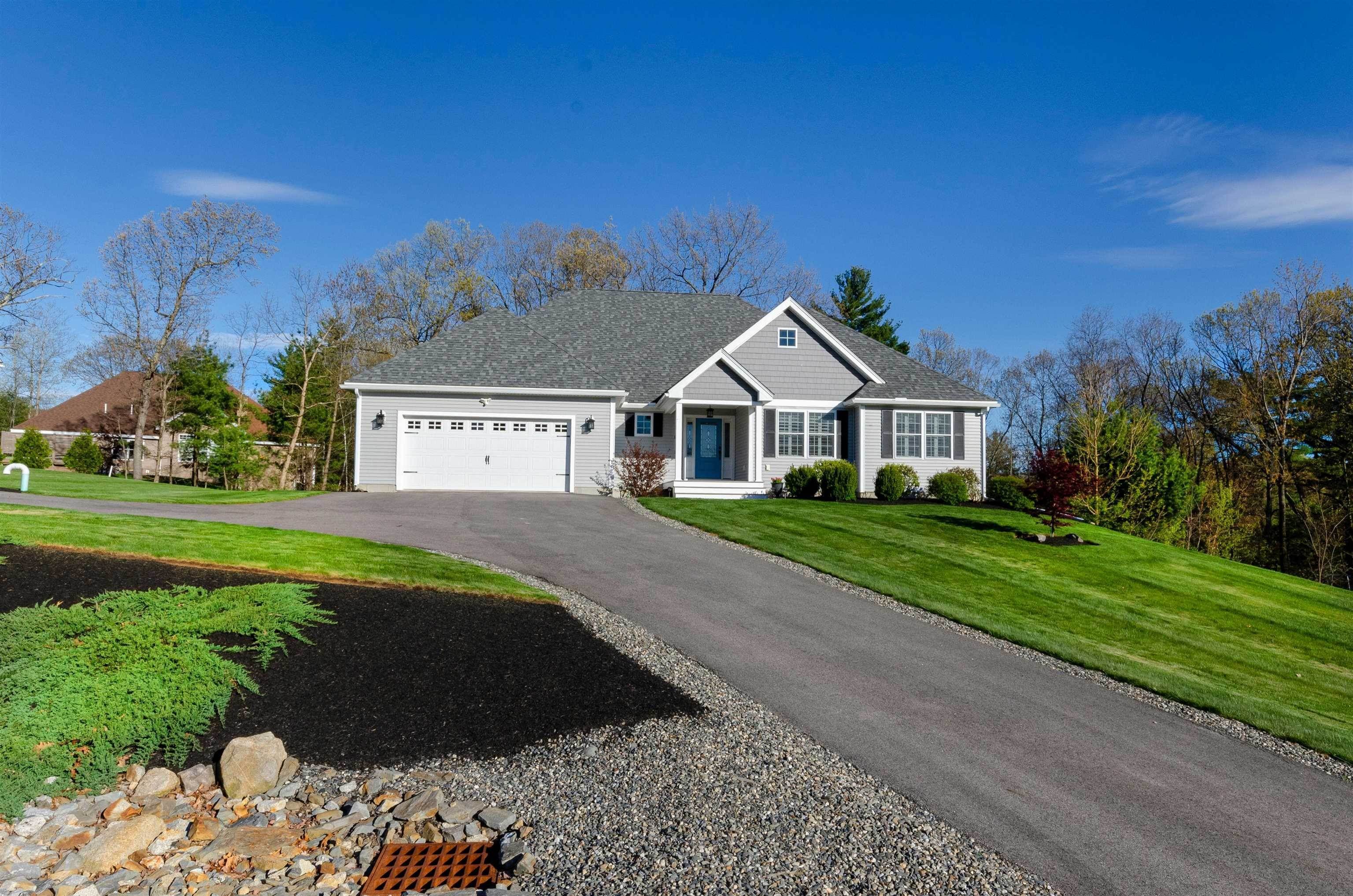 2. Single Family Homes for Sale at Pelham, NH 03076
