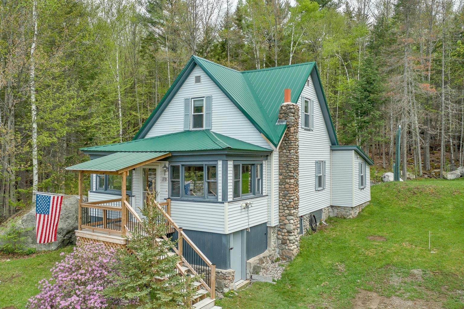 Single Family Homes for Sale at Carroll, NH 03595