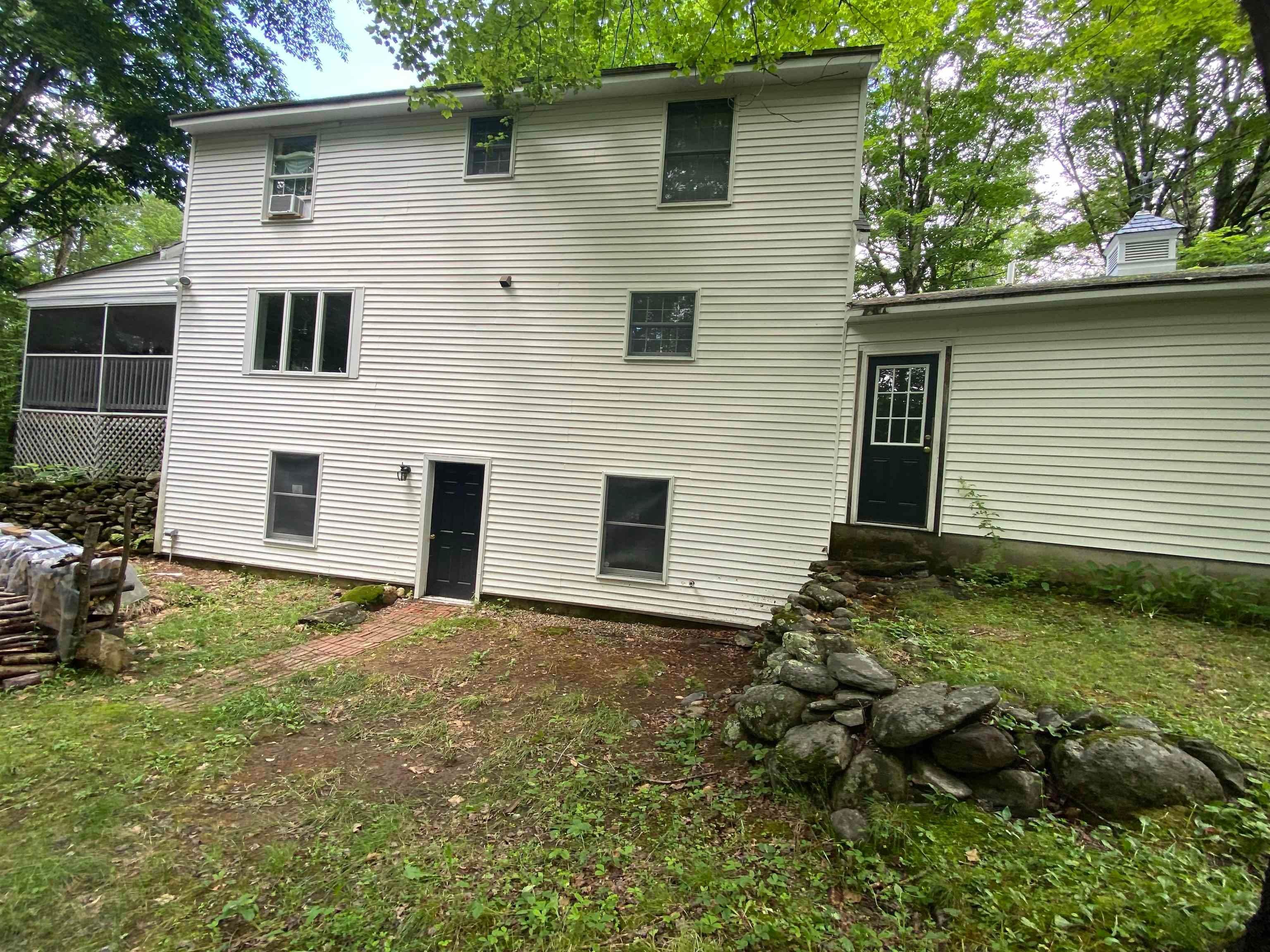 4. Single Family Homes for Sale at Rochester, NH 03867