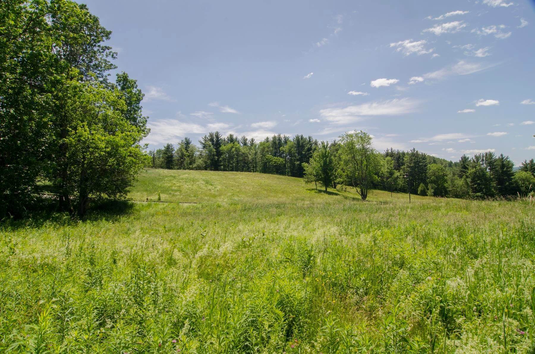 10. Land for Sale at Newport City, VT 05855