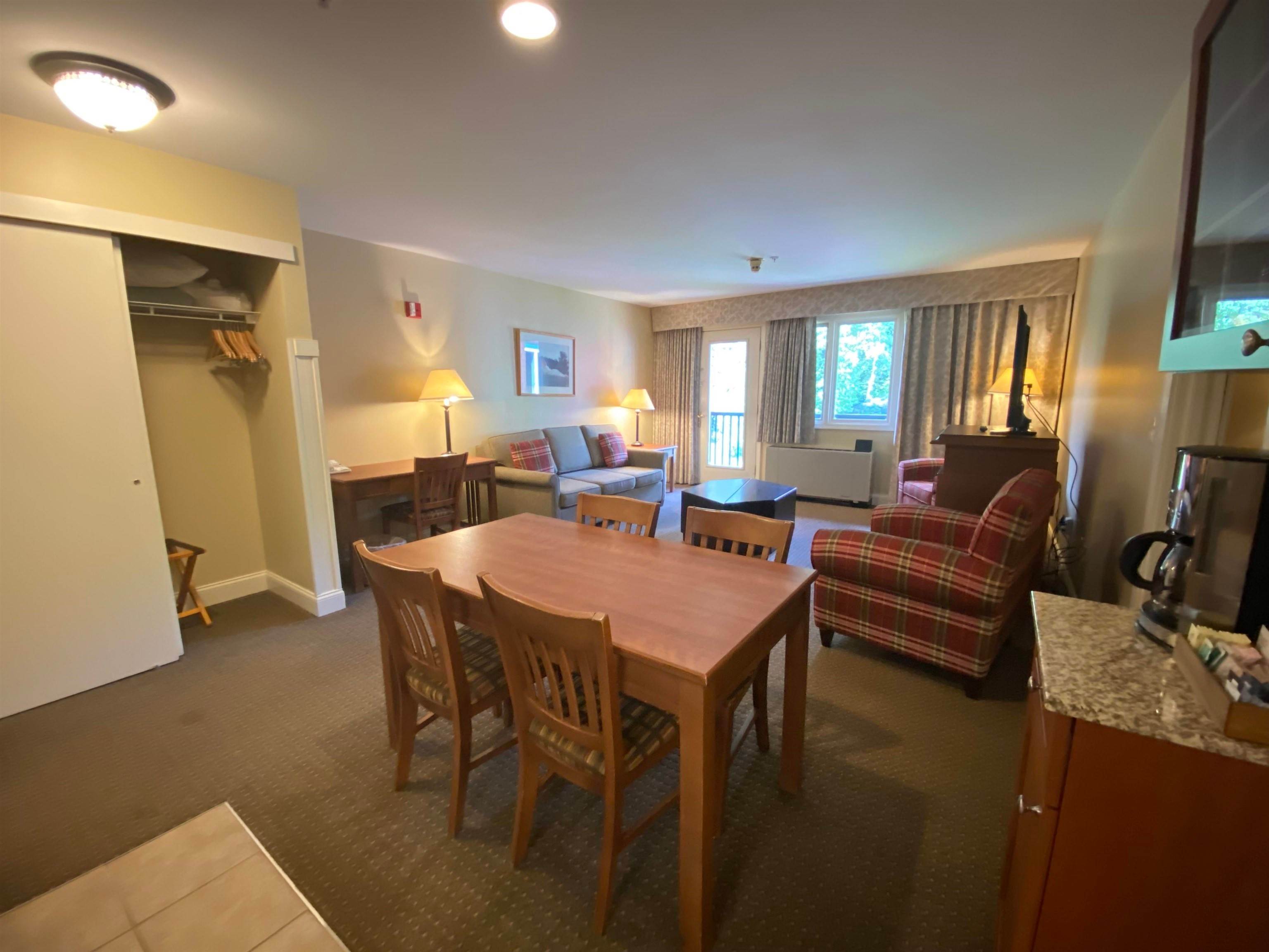 5. Condominiums for Sale at Dover, VT 05356