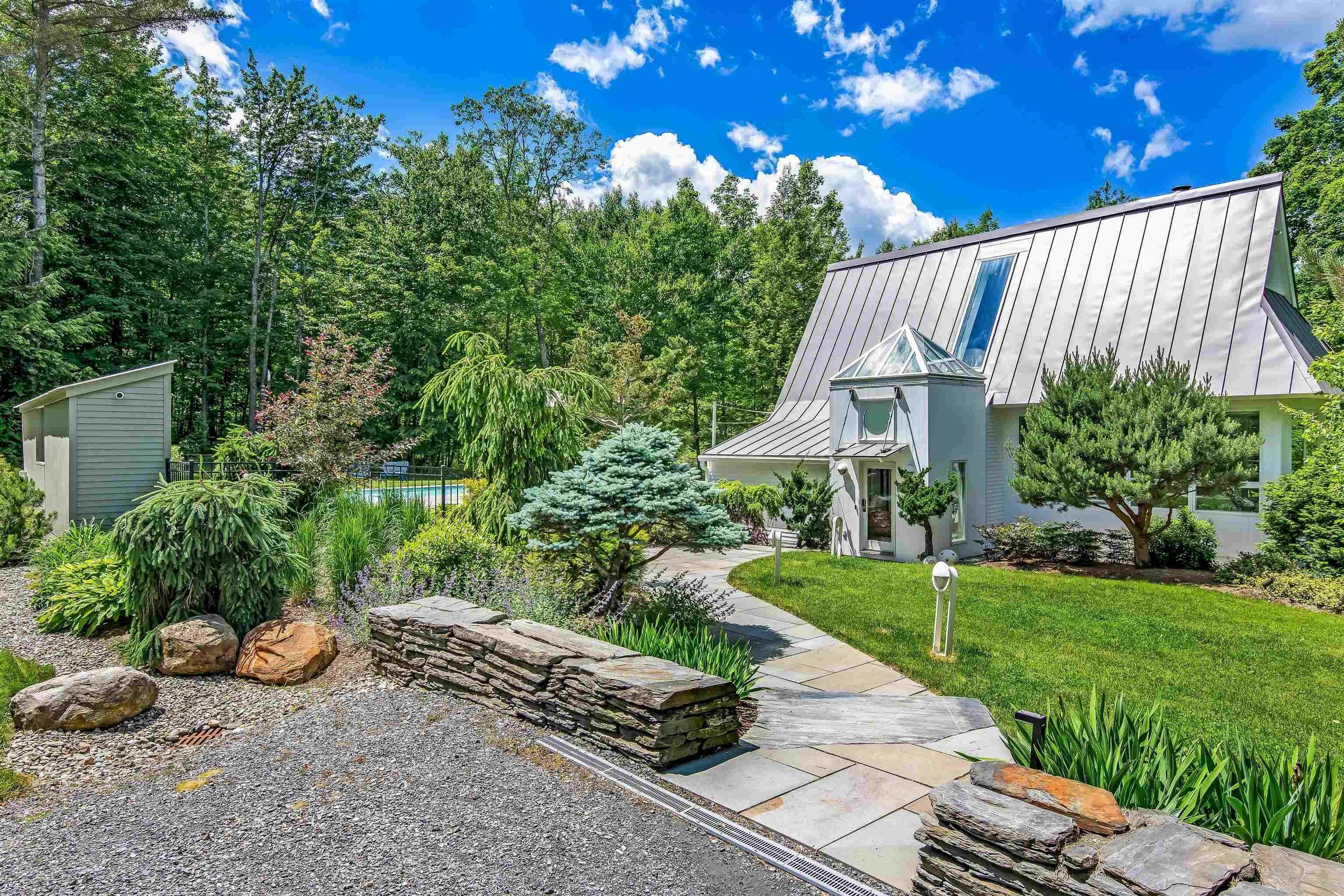 2. Single Family Homes for Sale at Stowe, VT 05672