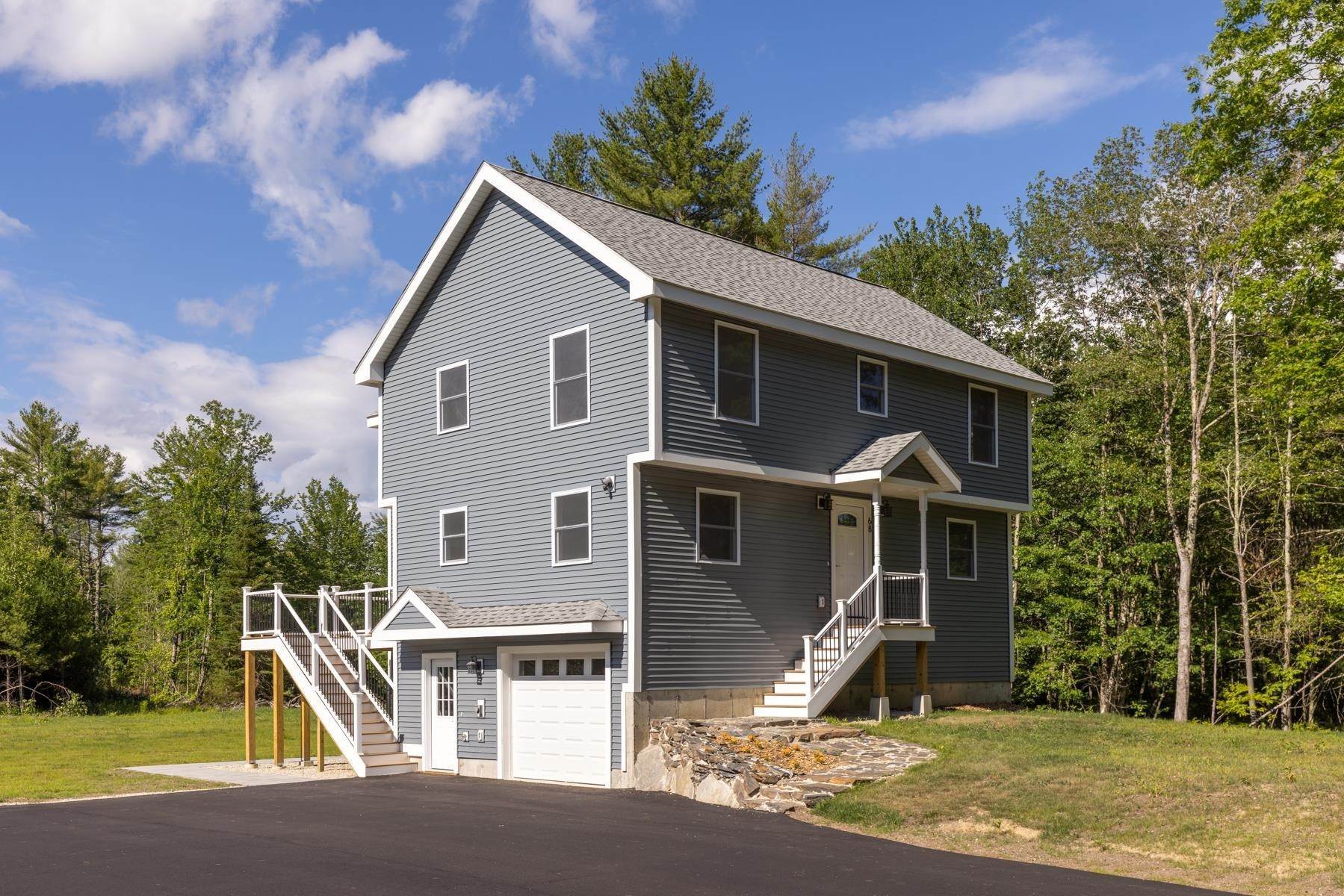 Single Family Homes for Sale at Lee, NH 03861