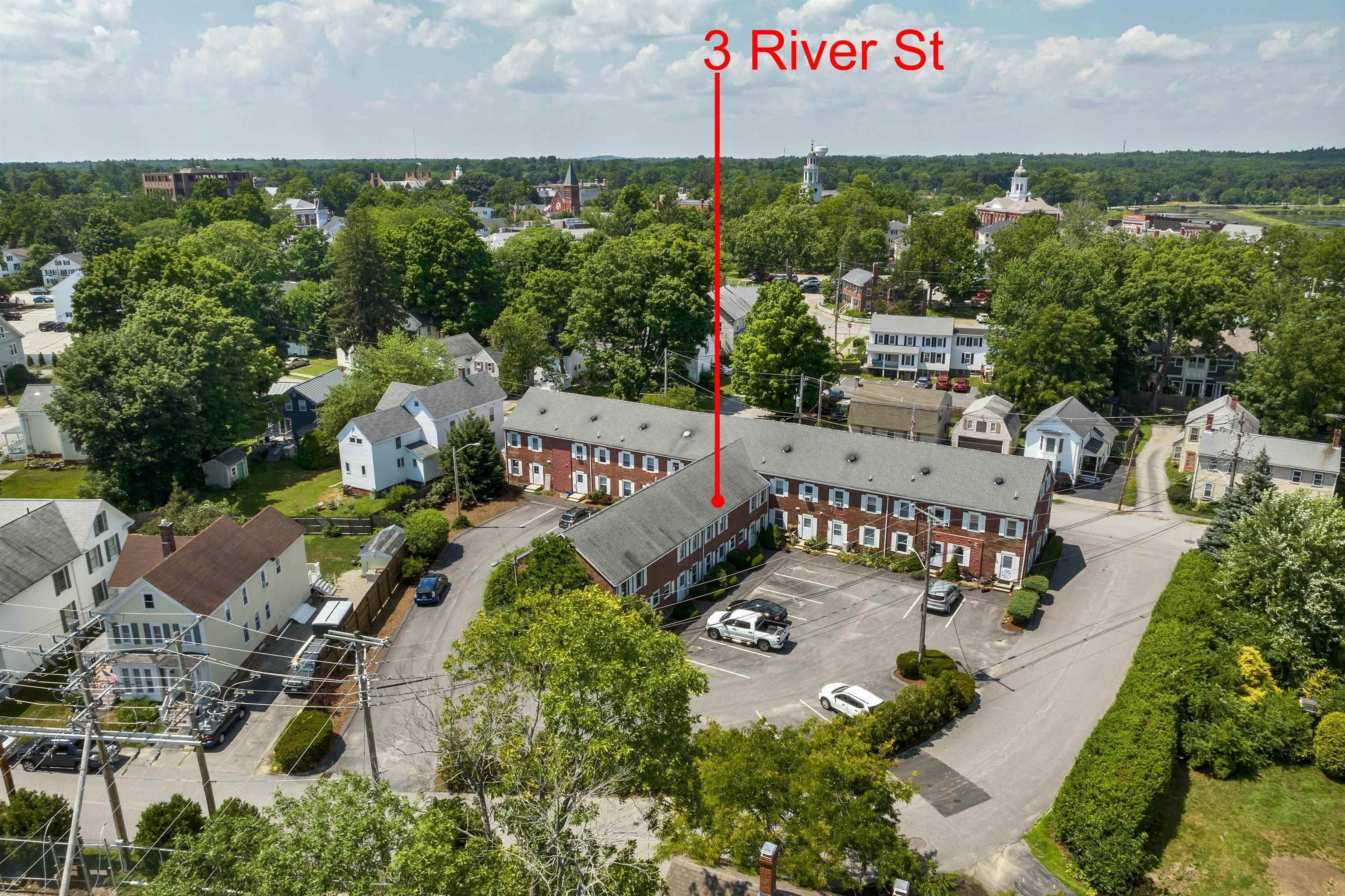 14. Condominiums for Sale at Exeter, NH 03833
