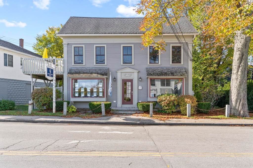 Commercial for Sale at Kennebunk, ME 04043