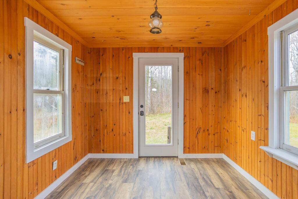 13. Single Family Homes for Sale at New Portland, ME 04961