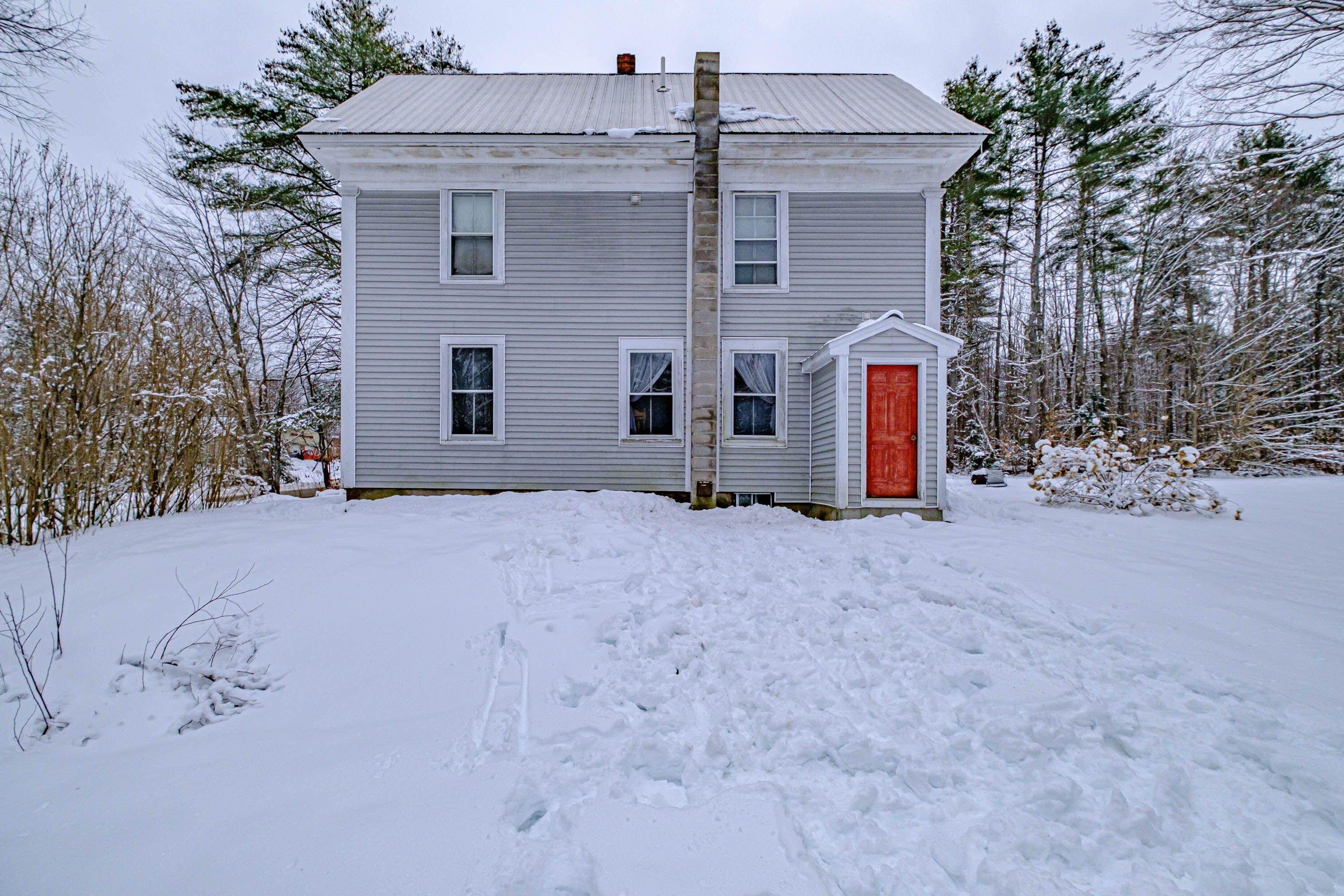 32. Single Family Homes for Sale at Cornish, ME 04020