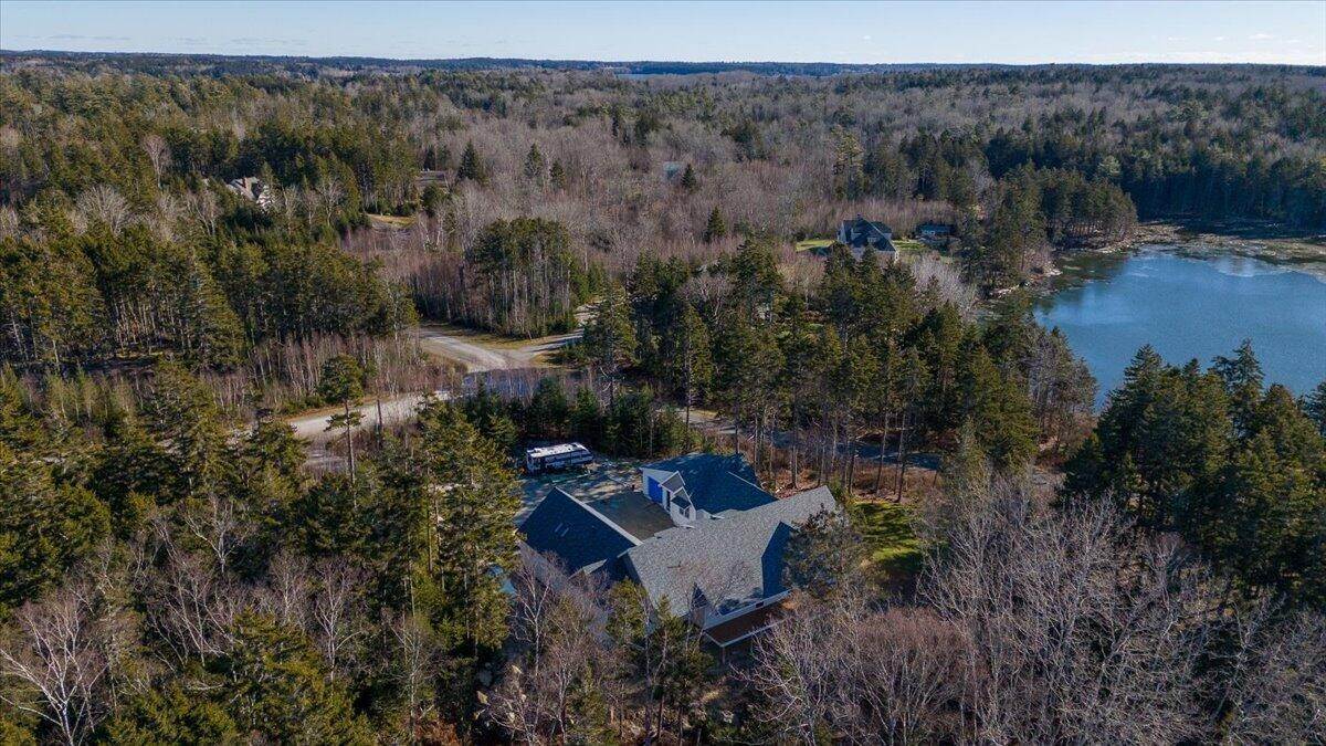 28. Single Family Homes for Sale at Cushing, ME 04563