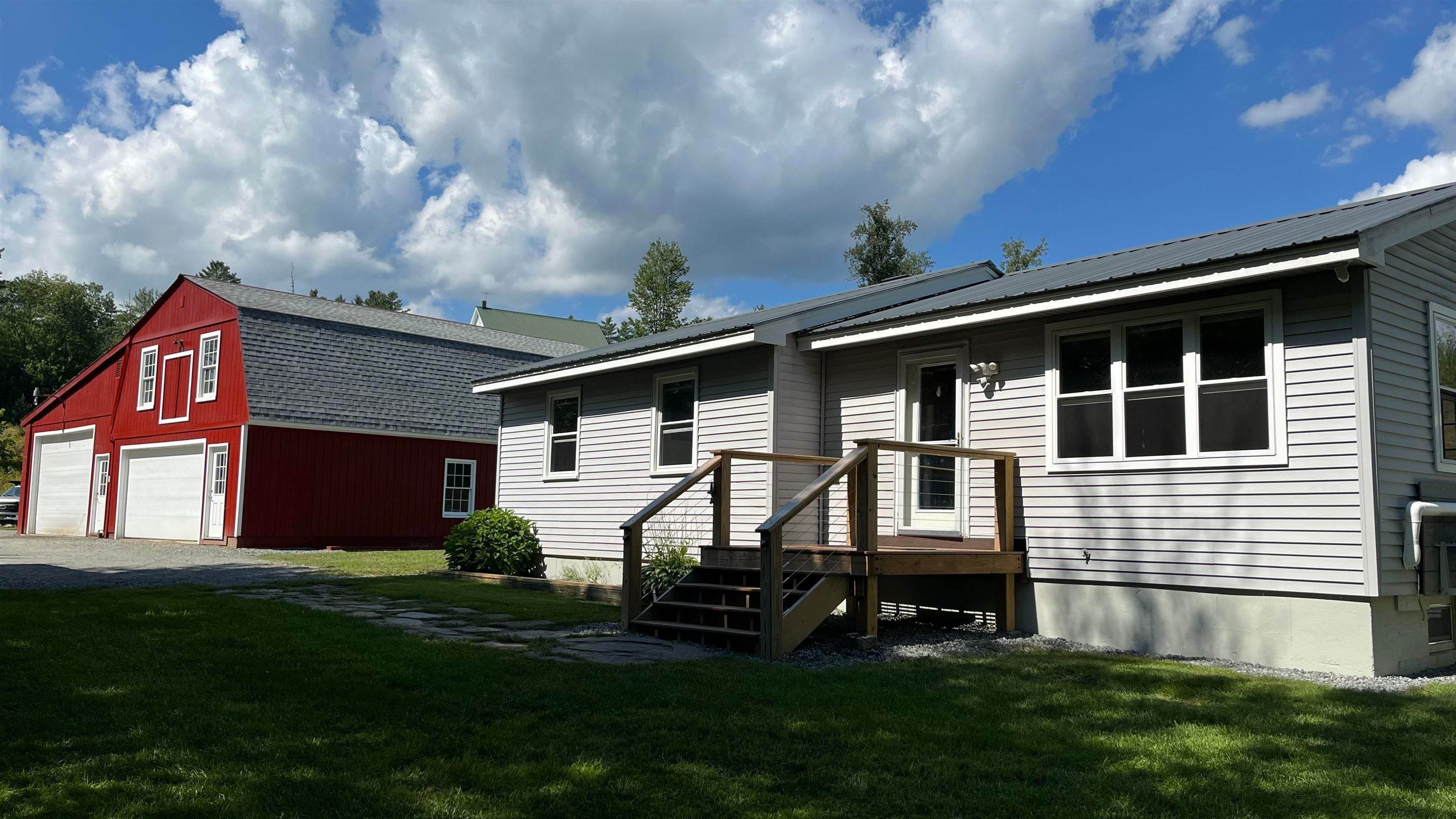Single Family Homes for Sale at Cavendish, VT 05142