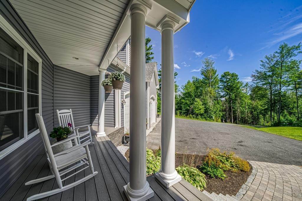 7. Single Family Homes for Sale at New London, NH 03257