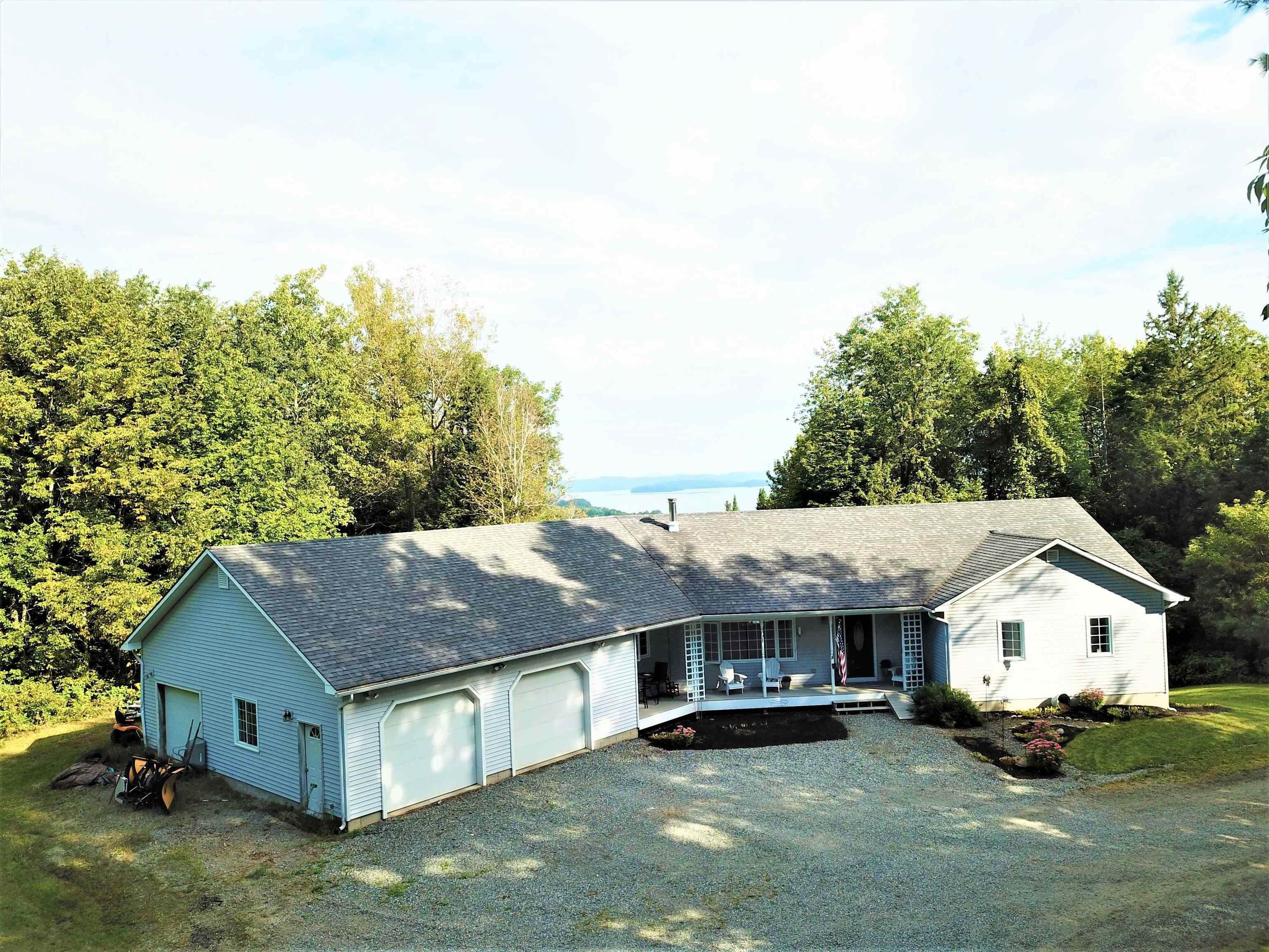 4. Single Family Homes for Sale at Newport City, VT 05855
