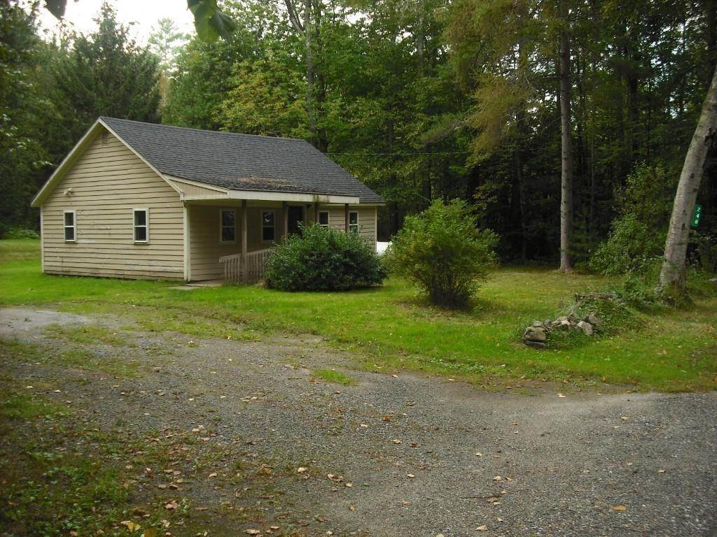 3. Single Family Homes for Sale at Walpole, NH 03608