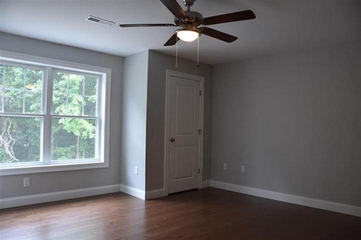4. Condominiums for Sale at Concord, NH 03301