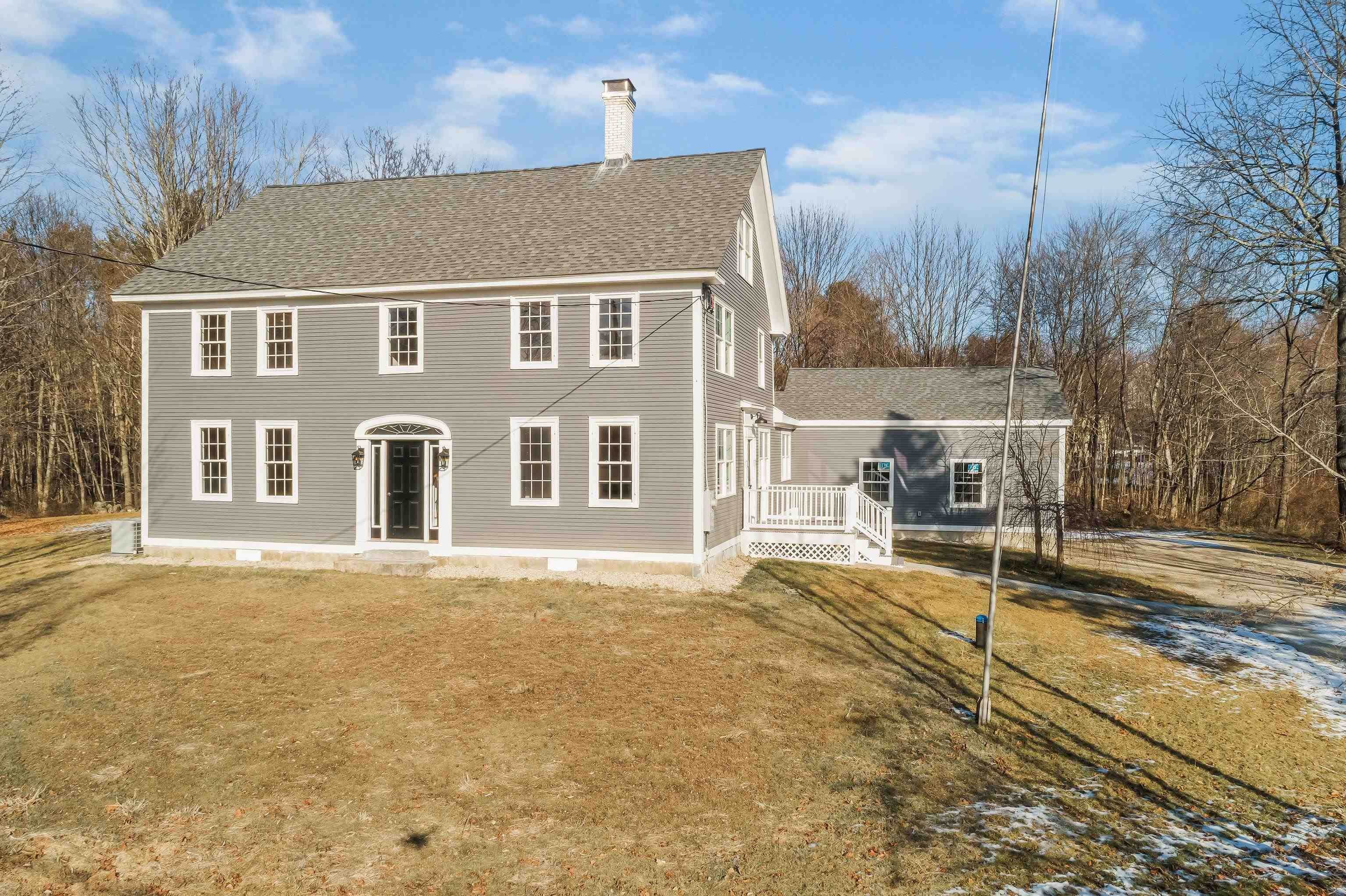 3. Single Family Homes for Sale at Goffstown, NH 03045