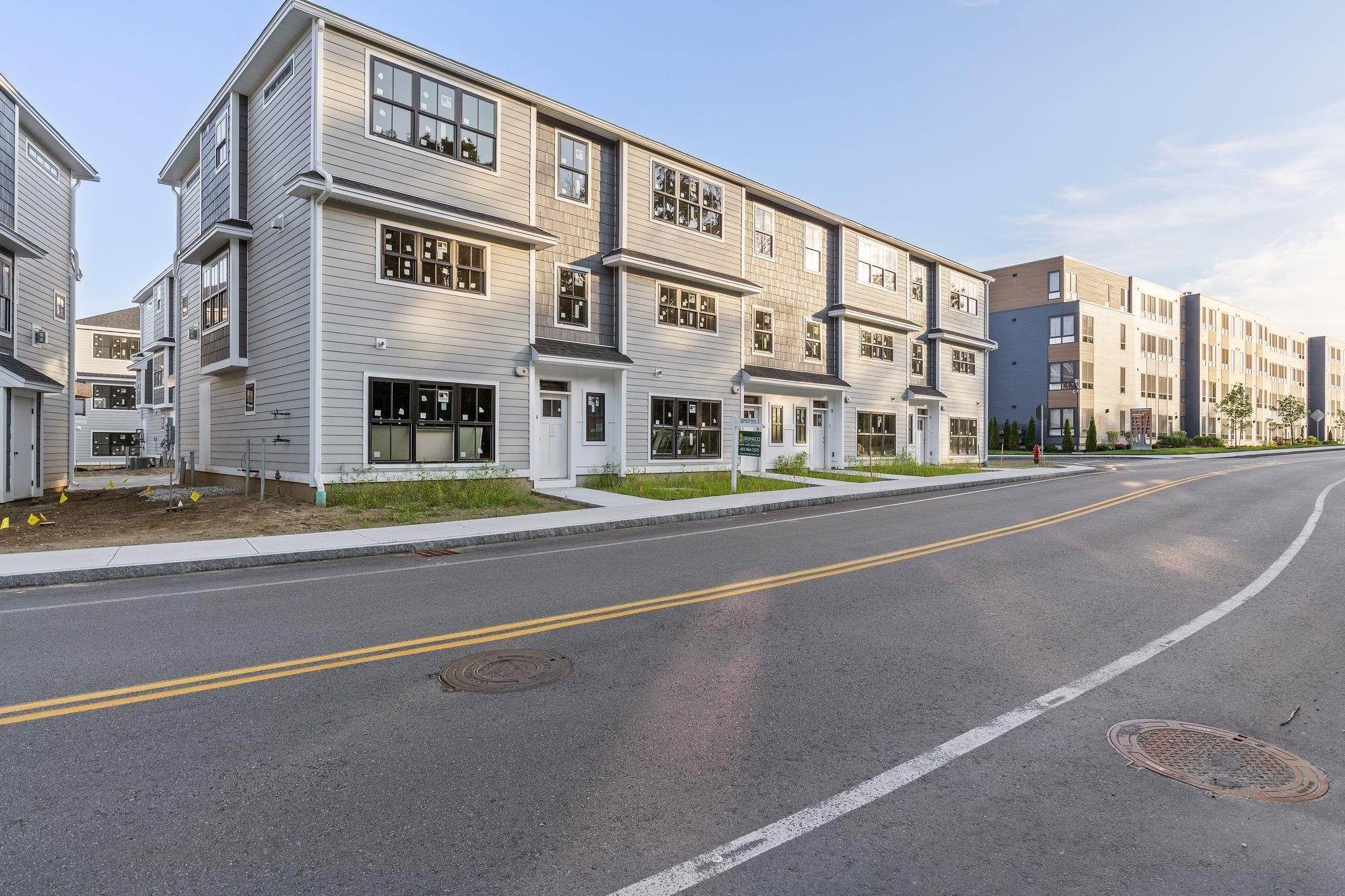 3. Condominiums for Sale at Portsmouth, NH 03801