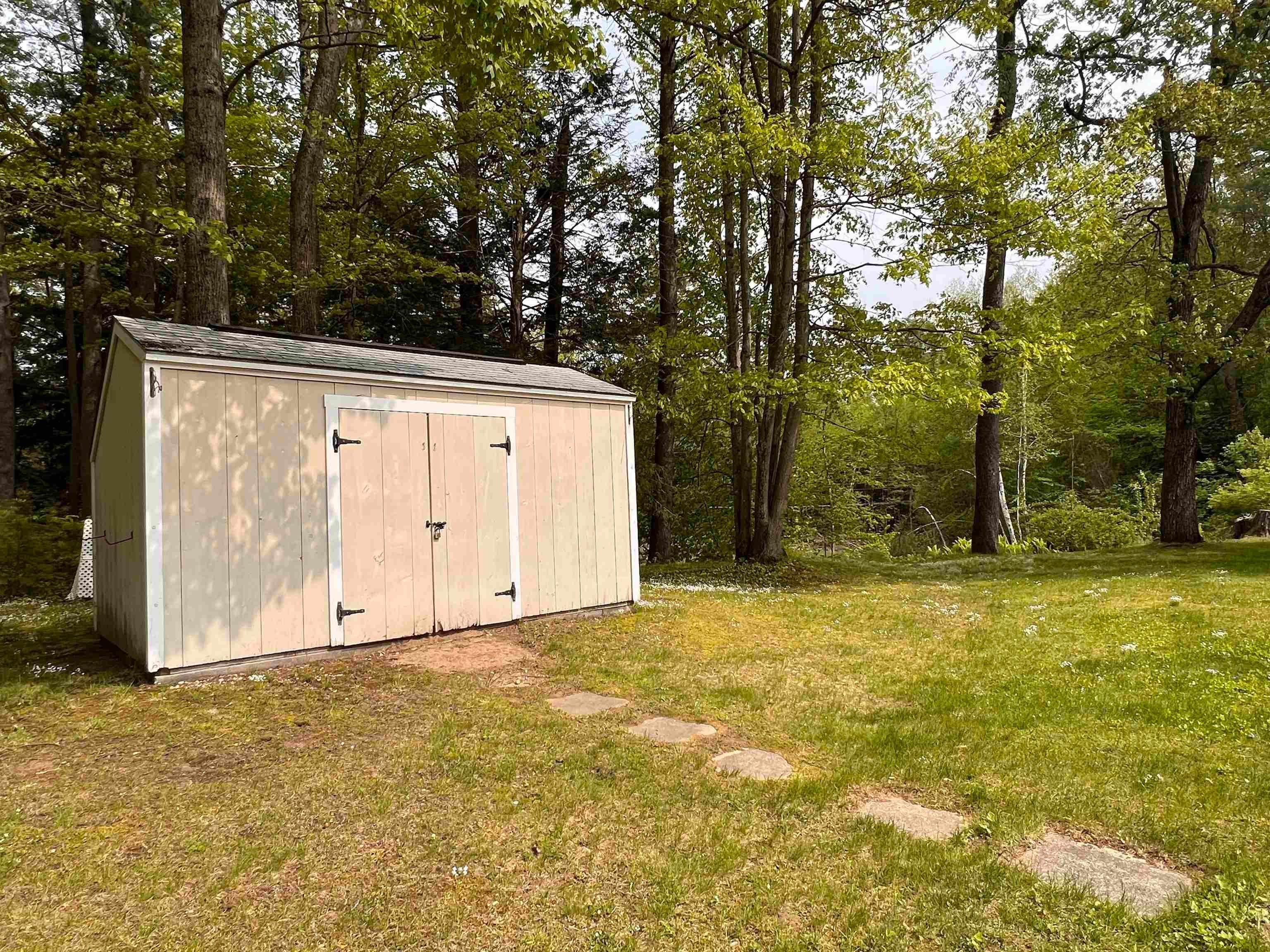 17. Mobile Homes for Sale at Claremont, NH 03743