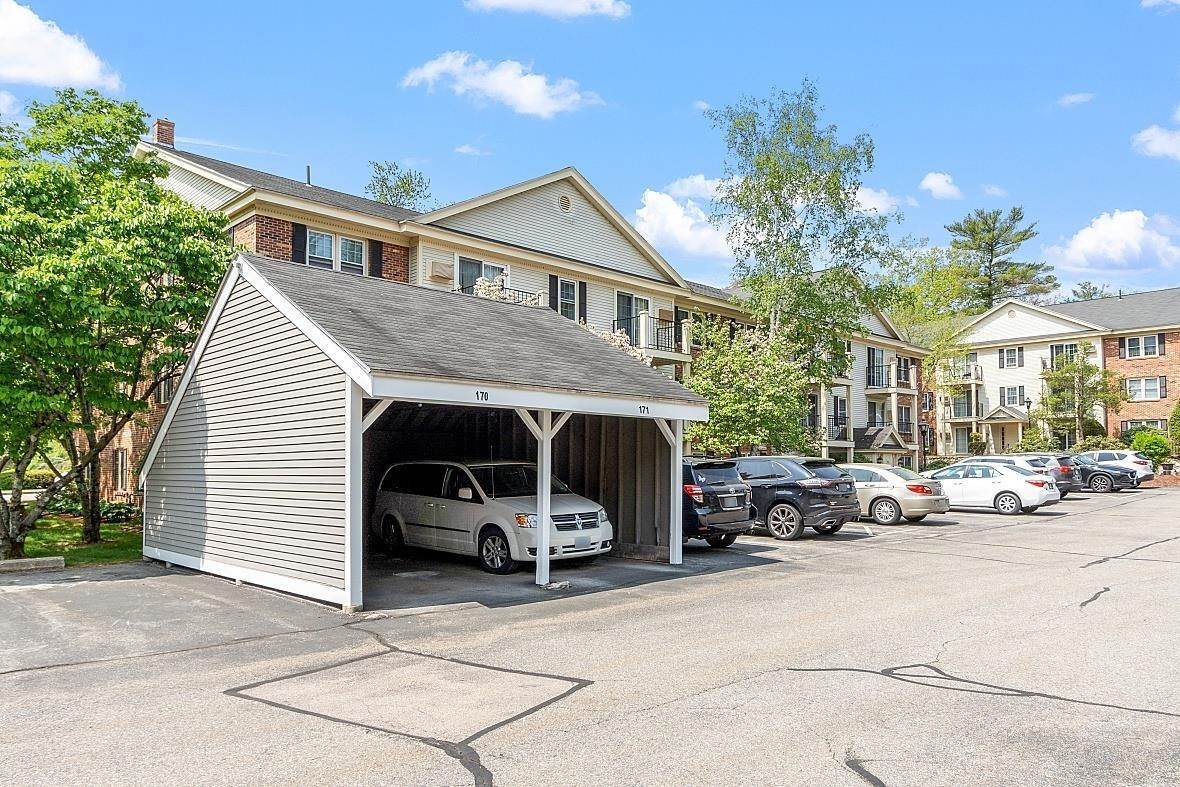 10. Condominiums for Sale at Manchester, NH 03102