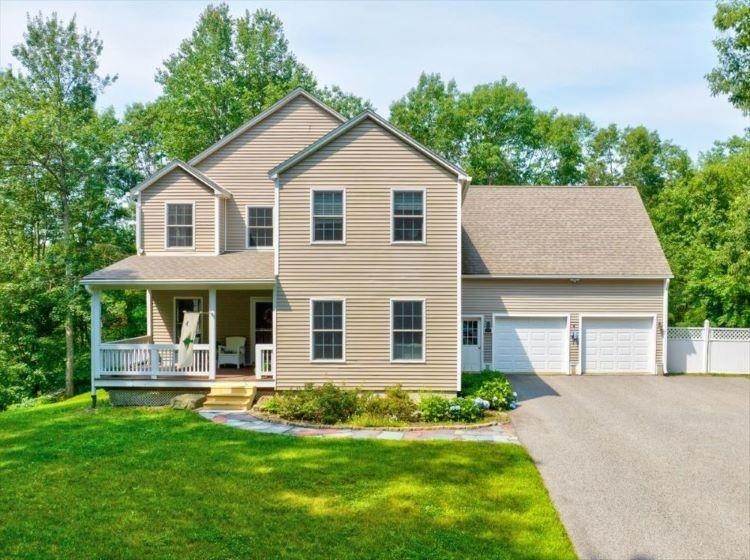 Single Family Homes for Sale at South Berwick, ME 03908