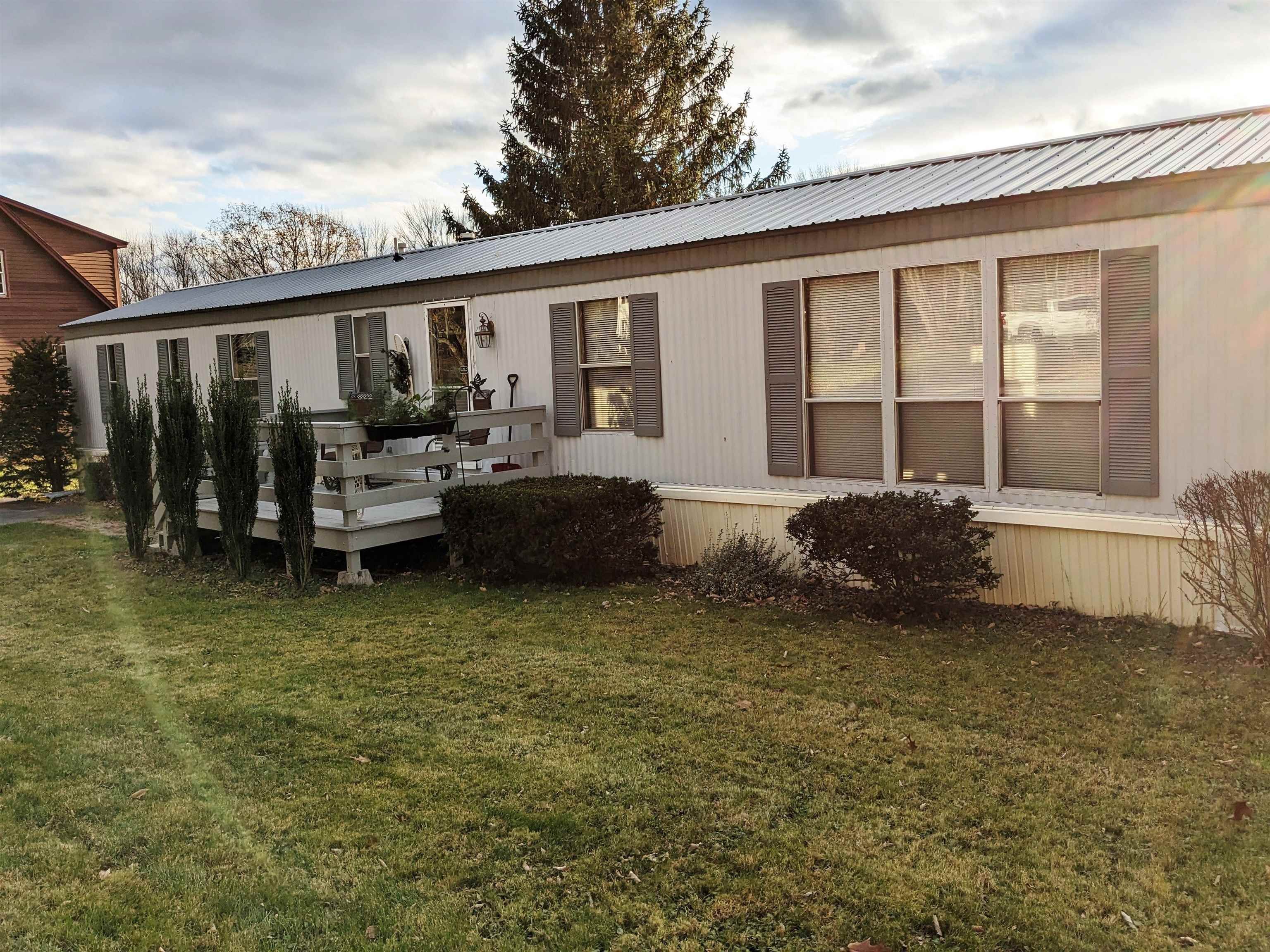 1. Mobile Homes for Sale at Epping, NH 03042