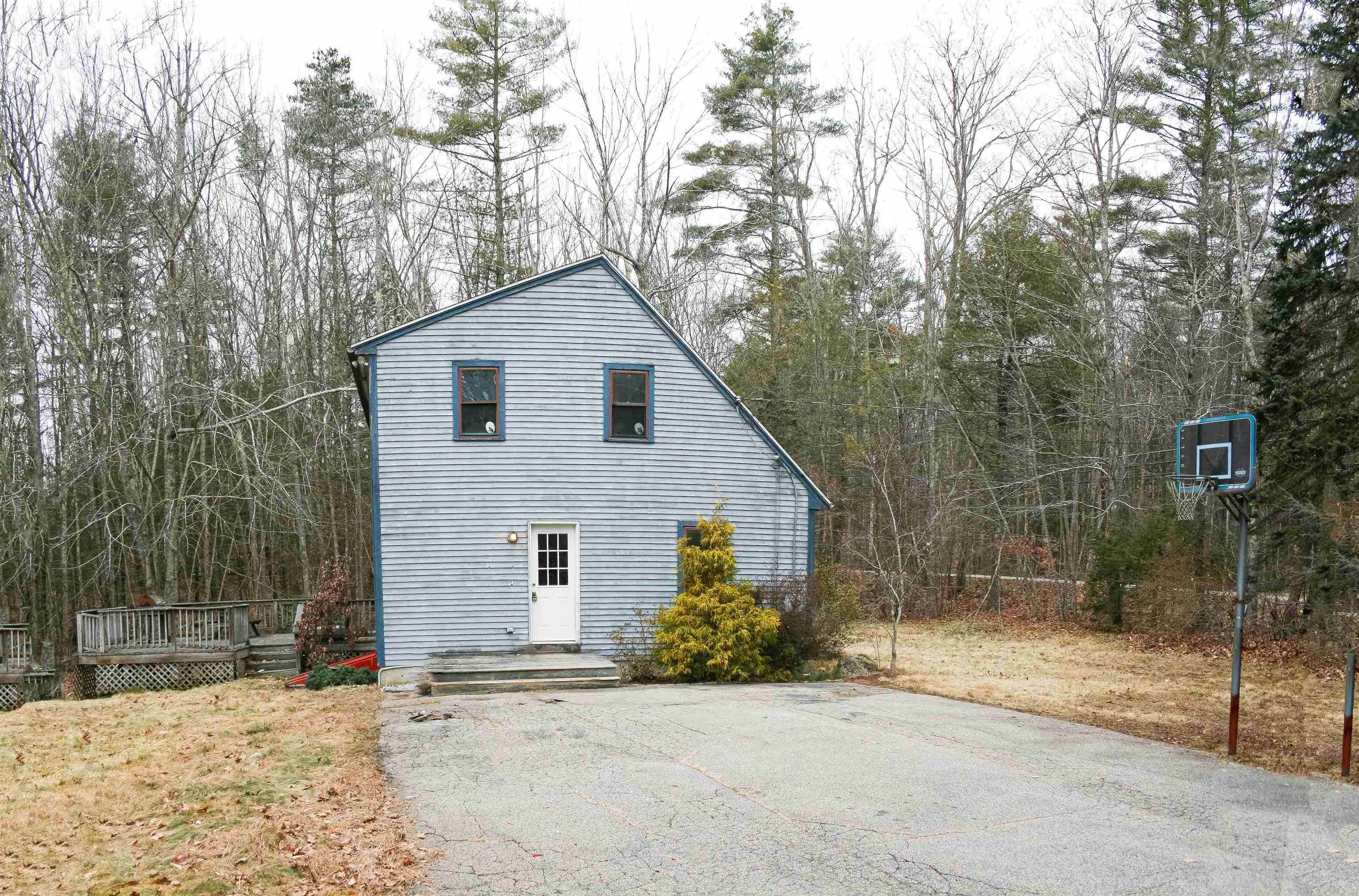 5. Single Family Homes for Sale at Nottingham, NH 03290