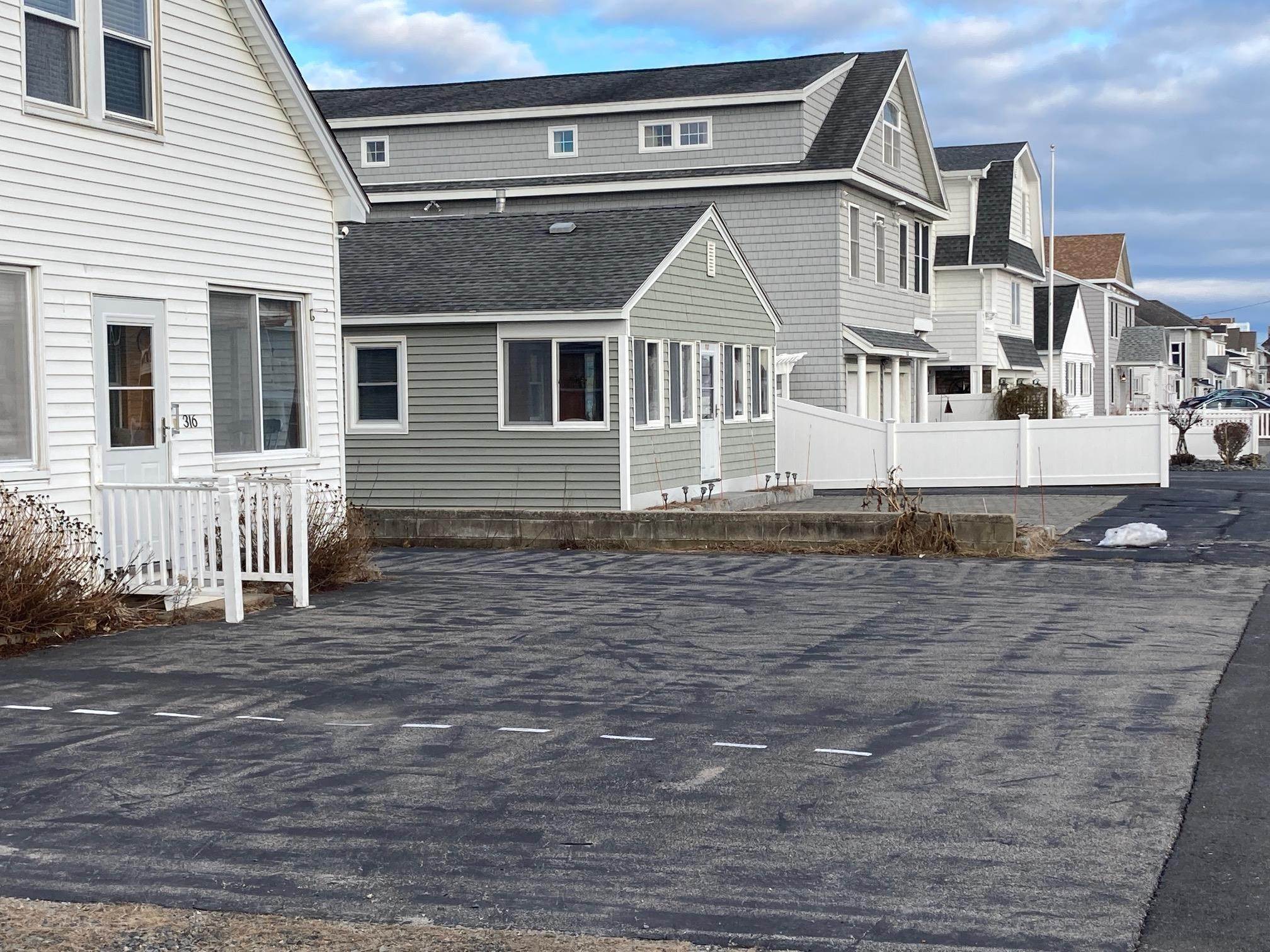 7. Multi Family for Sale at Seabrook, NH 03874
