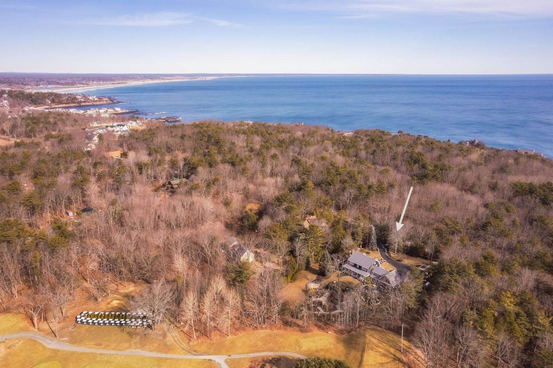 48. Single Family Homes for Sale at Elegant Coastal Residence Abutting the Cape Neddick Country Club 670 Shore Road, York, ME 03902