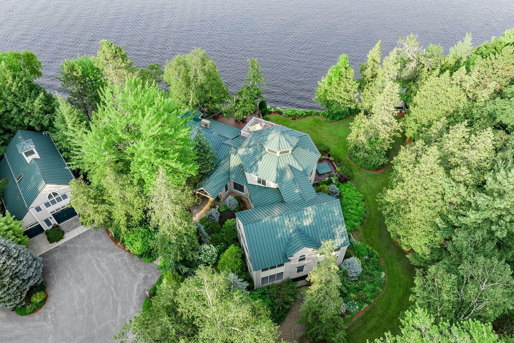 7. Single Family Homes for Sale at Newport, ME 04953