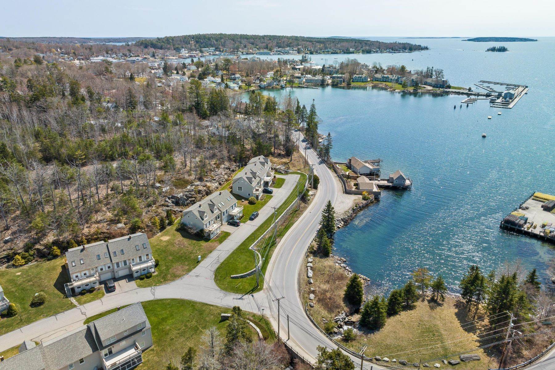 28. Condominiums for Sale at 19 Village Court, 6, Boothbay Harbor, ME 04538